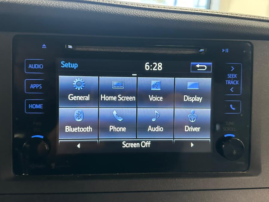 2015 Toyota Sienna 5dr 7-Pass Van XLE AWD (Natl) photo