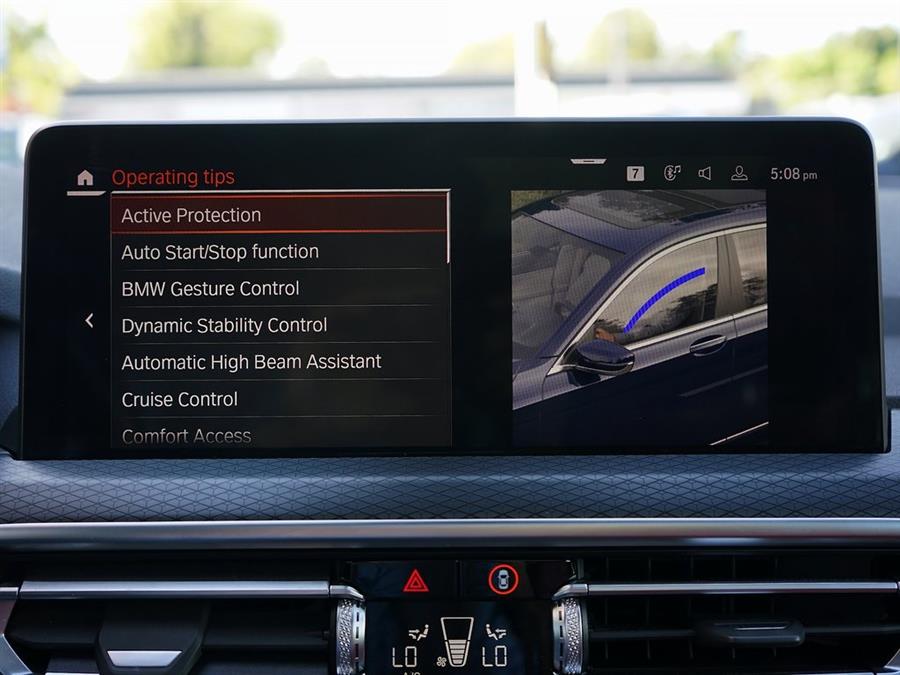 2022 BMW X4 xDrive30i photo
