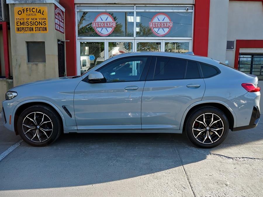 2022 BMW X4 xDrive30i photo