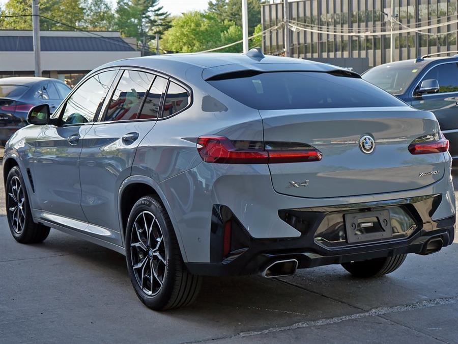 2022 BMW X4 xDrive30i photo