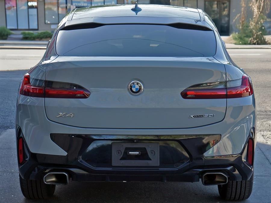 2022 BMW X4 xDrive30i photo