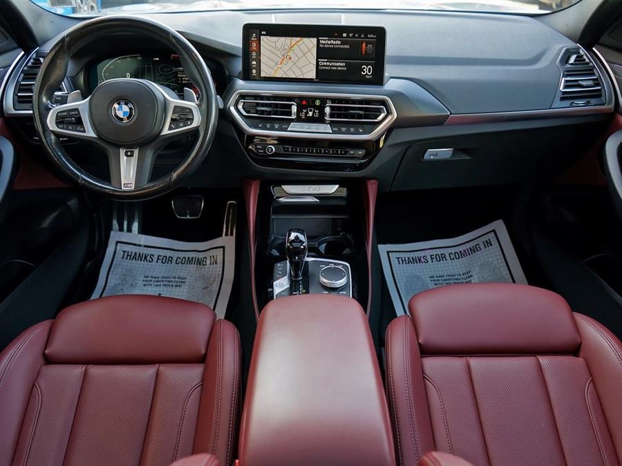 2022 BMW X4 xDrive30i photo