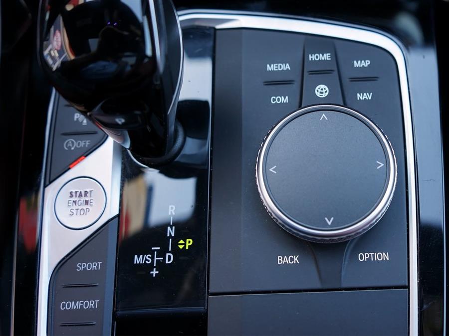2022 BMW X4 xDrive30i photo