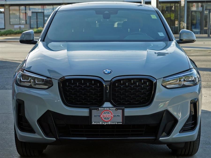 2022 BMW X4 xDrive30i photo