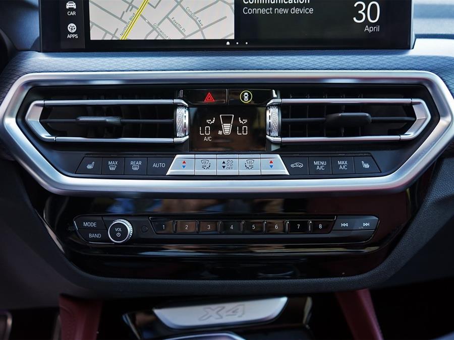 2022 BMW X4 xDrive30i photo