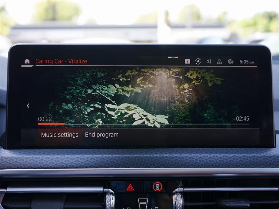 2022 BMW X4 xDrive30i photo