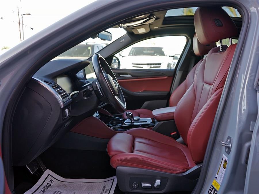 2022 BMW X4 xDrive30i photo