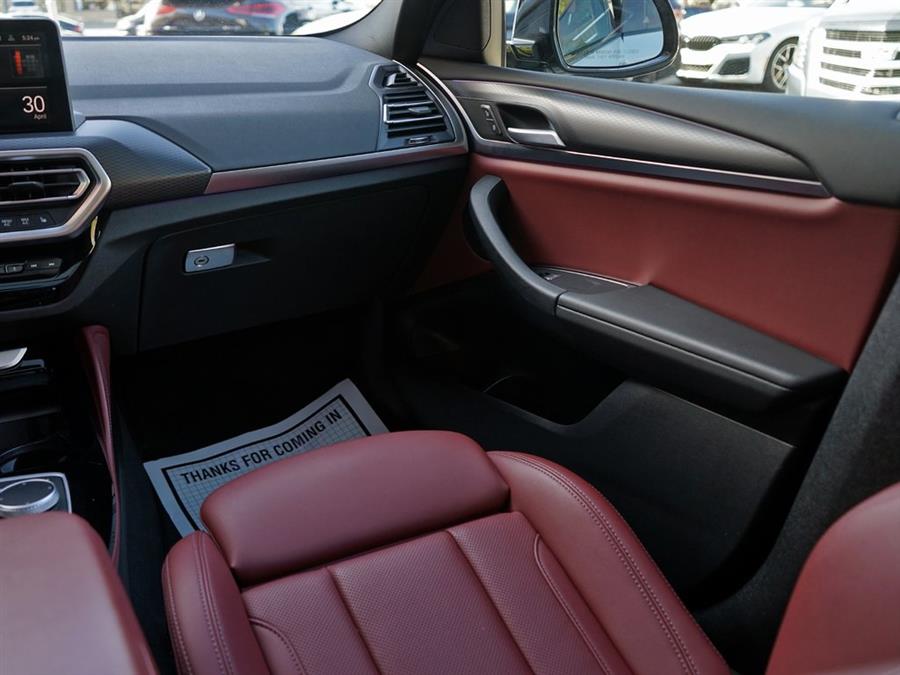 2022 BMW X4 xDrive30i photo