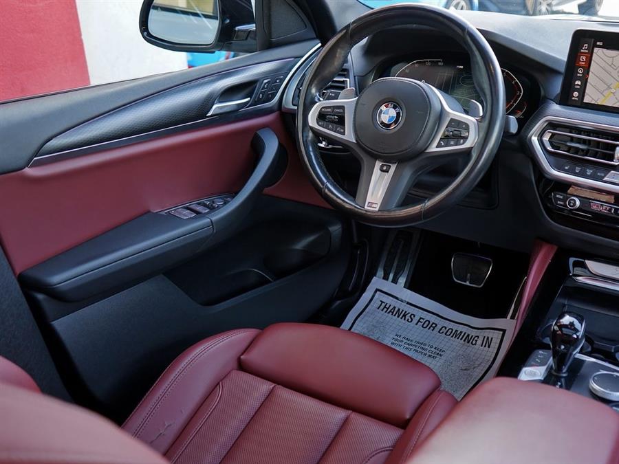 2022 BMW X4 xDrive30i photo