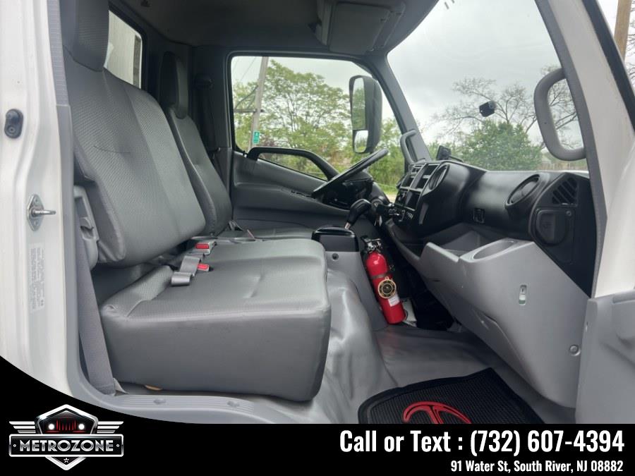 2018 Hino 195 Reefer Box photo