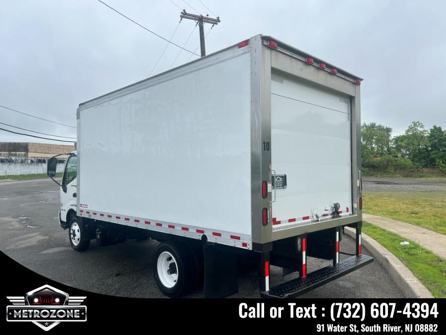 2018 Hino 195 Reefer Box photo