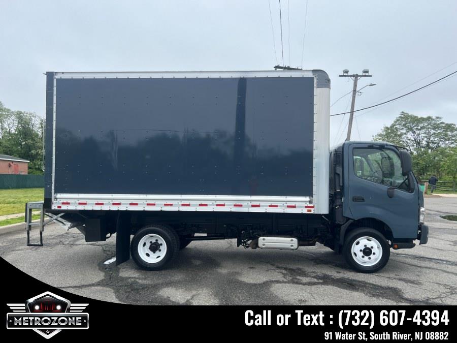 2020 Hino 195 Reefer Box photo