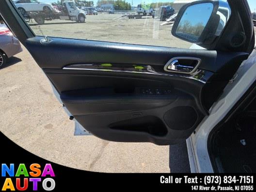 2015 Jeep Grand Cherokee 4WD 4dr Overland photo