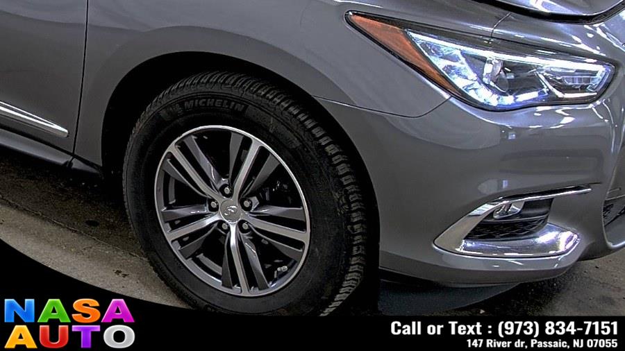 2017 Infiniti QX60 AWD photo