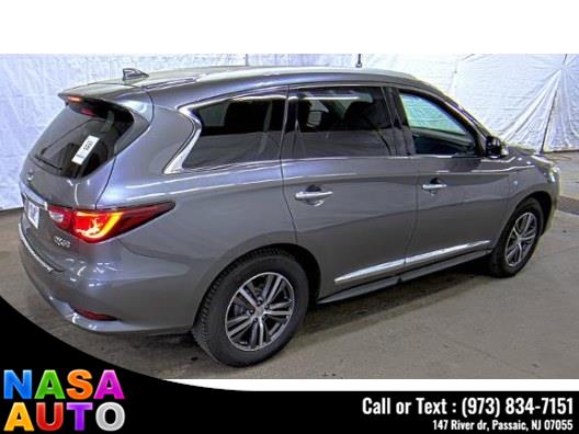 2017 Infiniti QX60 AWD photo