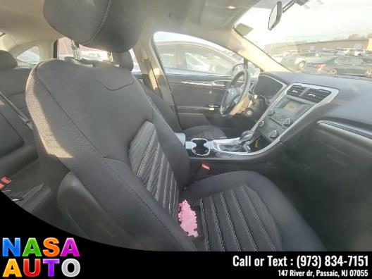 2016 Ford Fusion 4dr Sdn SE FWD photo