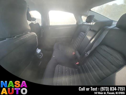 2016 Ford Fusion 4dr Sdn SE FWD photo