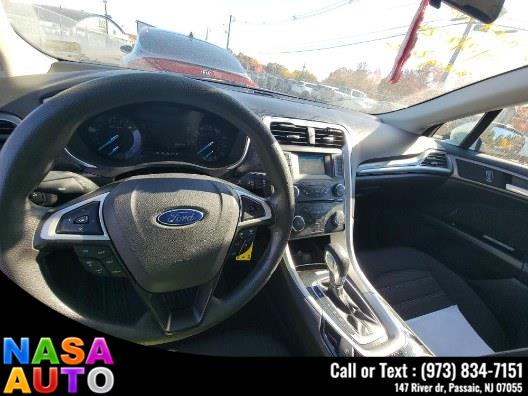 2016 Ford Fusion 4dr Sdn SE FWD photo