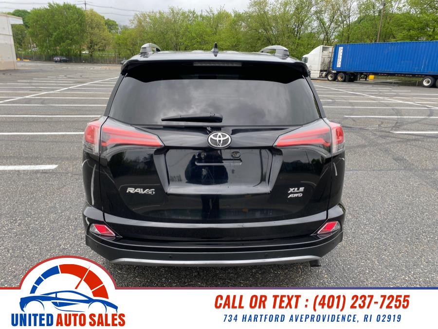 2017 Toyota RAV4 XLE AWD (Natl) photo