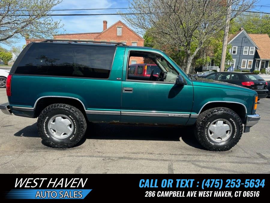 1995 GMC Yukon SLE photo
