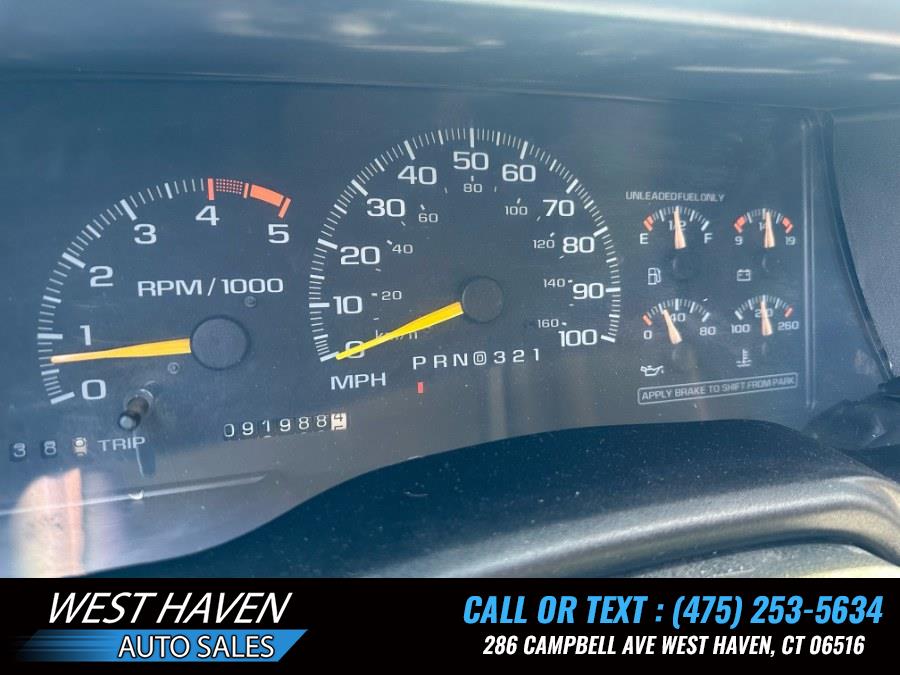 1995 GMC Yukon SLE photo