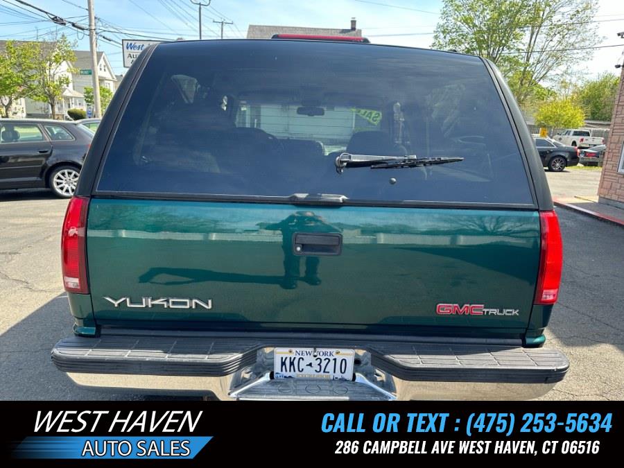1995 GMC Yukon SLE photo