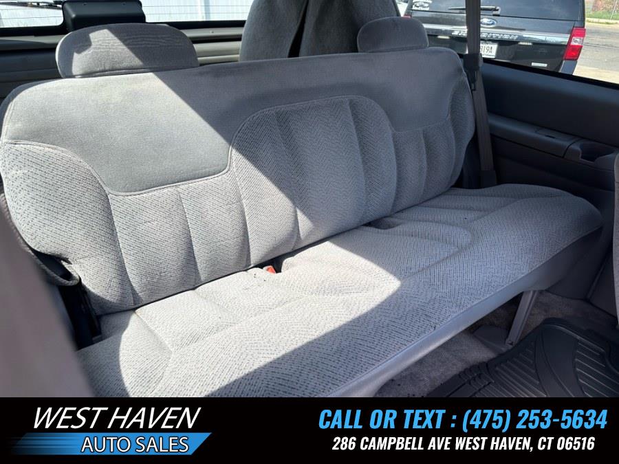 1995 GMC Yukon SLE photo