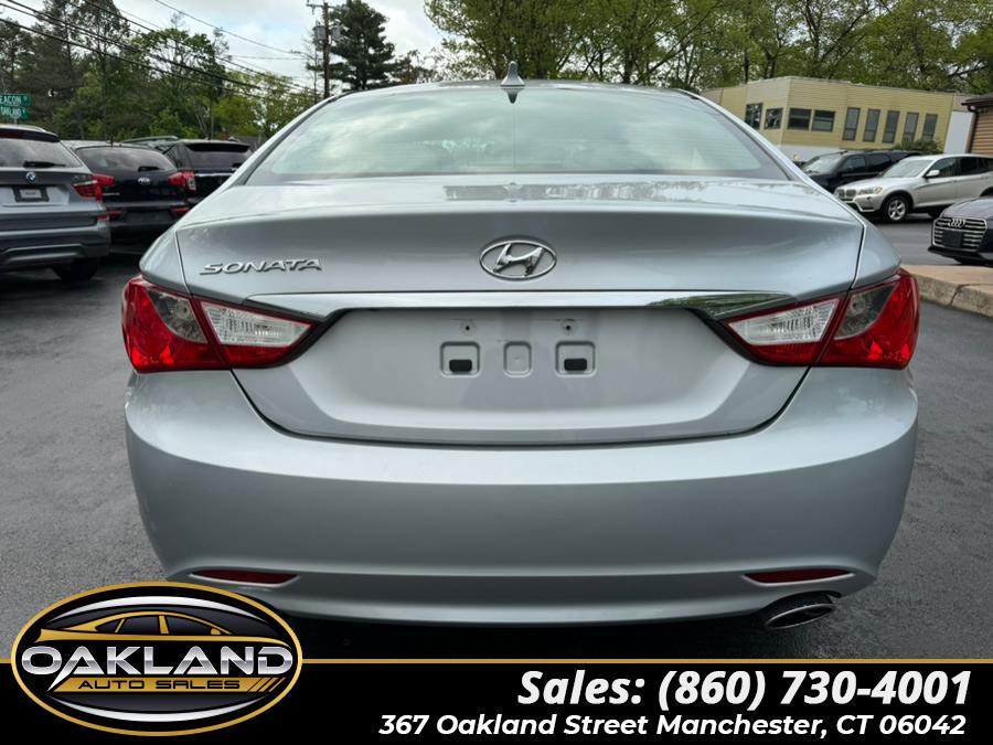 2011 Hyundai Sonata Limited photo