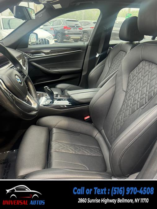 2022 BMW 5-Series 530i xDrive Sedan photo