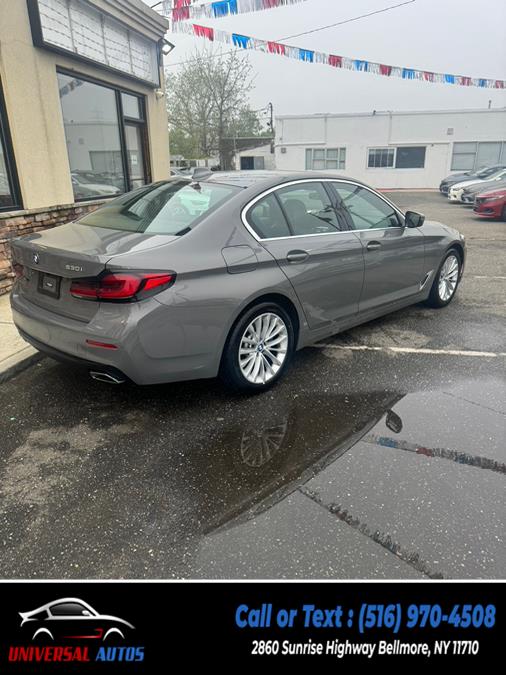 2022 BMW 5-Series 530i xDrive Sedan photo