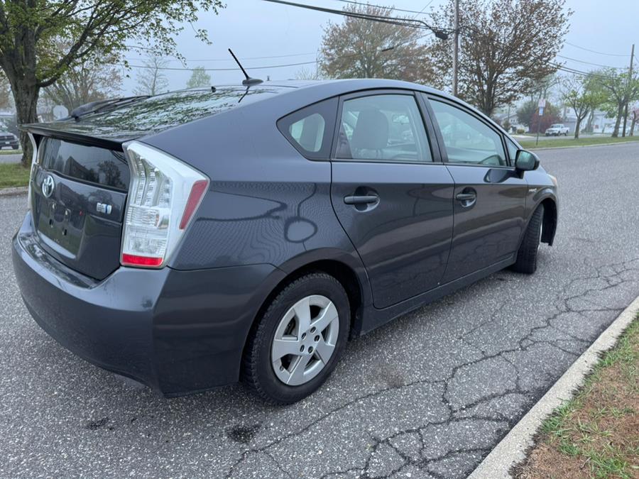 2011 Toyota Prius I photo