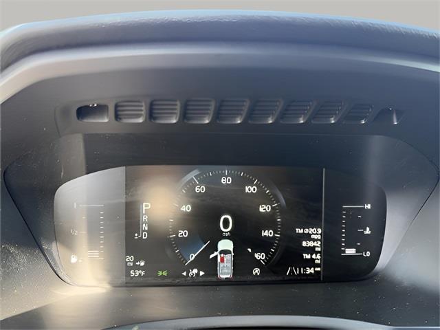 2018 Volvo XC90 T5 Momentum photo