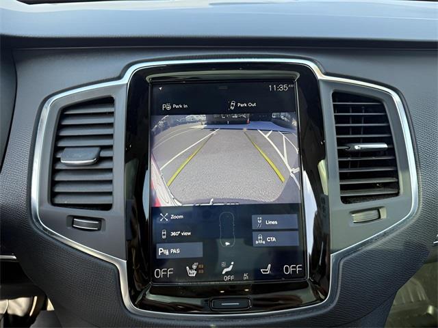 2018 Volvo XC90 T5 Momentum photo