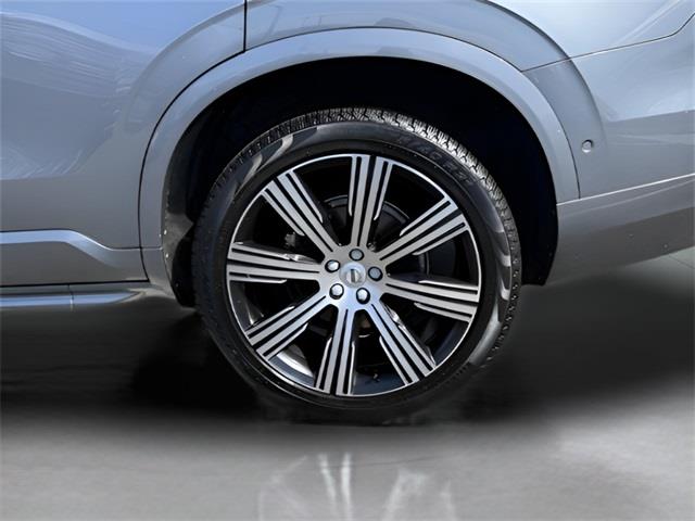 2018 Volvo XC90 T5 Momentum photo