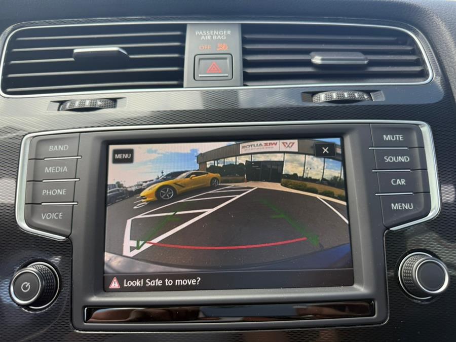2017 Volkswagen Golf Gti SE photo