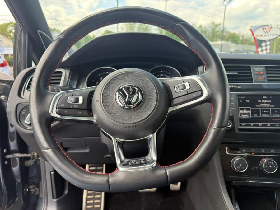 2017 Volkswagen Golf Gti SE photo