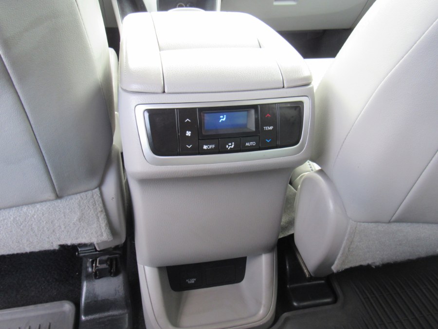 2016 Toyota Highlander XLE photo