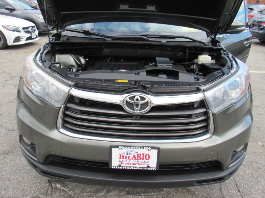 2016 Toyota Highlander XLE photo