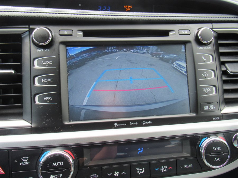 2016 Toyota Highlander XLE photo