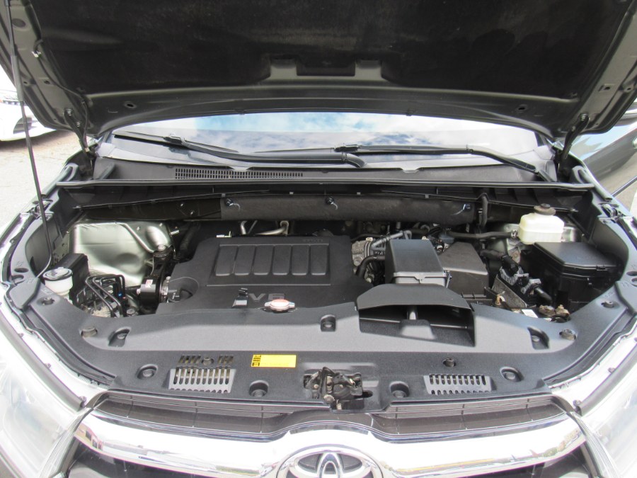 2016 Toyota Highlander XLE photo
