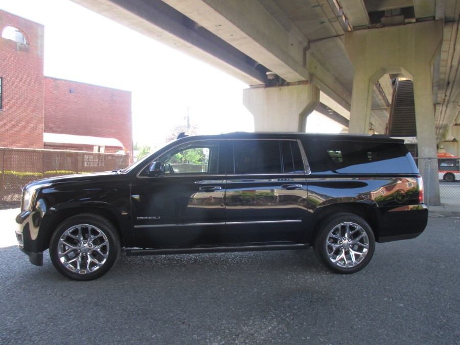 2020 GMC Yukon XL 4WD 4dr Denali photo
