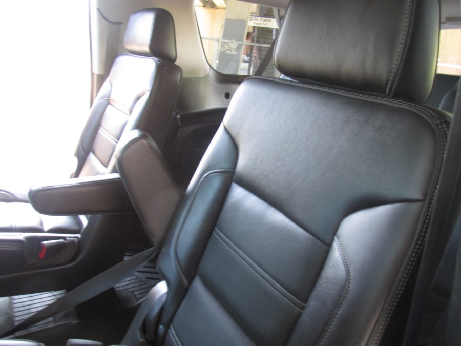 2020 GMC Yukon XL 4WD 4dr Denali photo