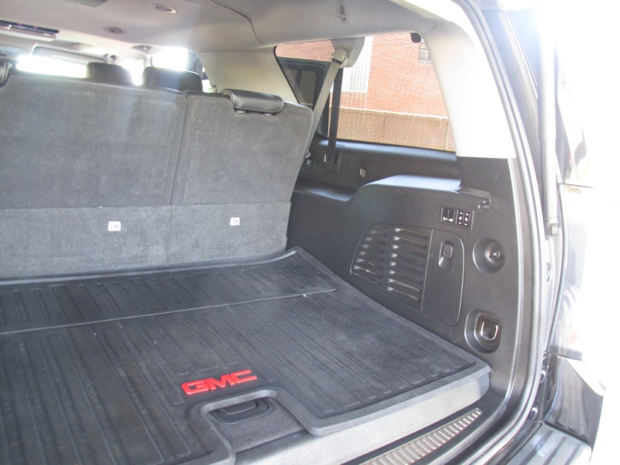 2020 GMC Yukon XL 4WD 4dr Denali photo
