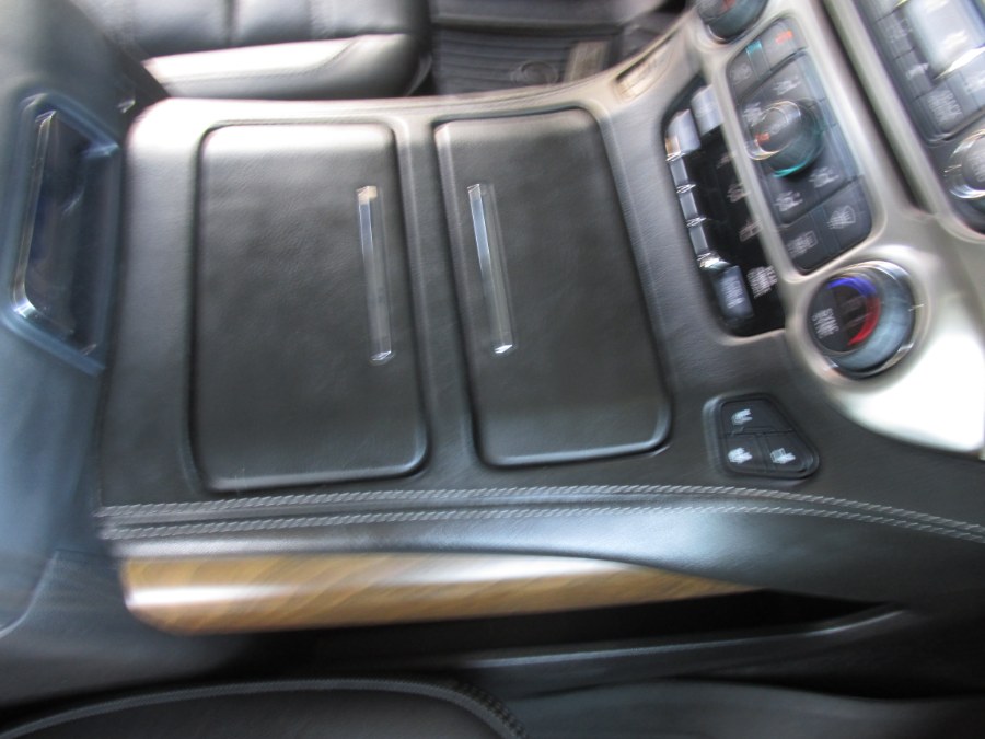 2020 GMC Yukon XL 4WD 4dr Denali photo