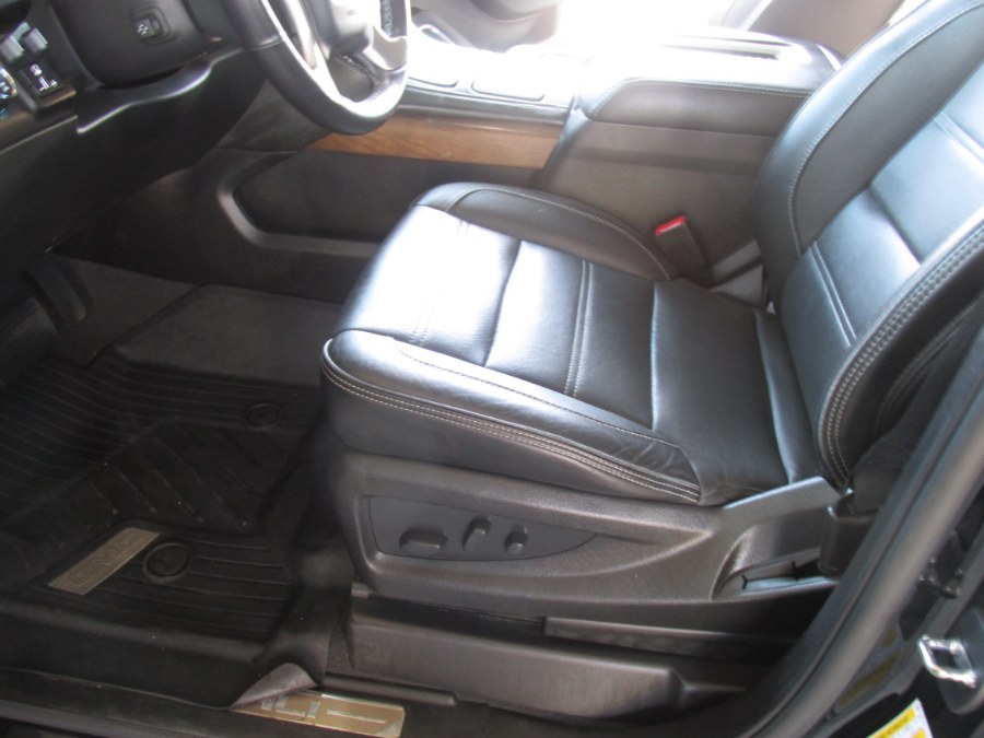 2020 GMC Yukon XL 4WD 4dr Denali photo