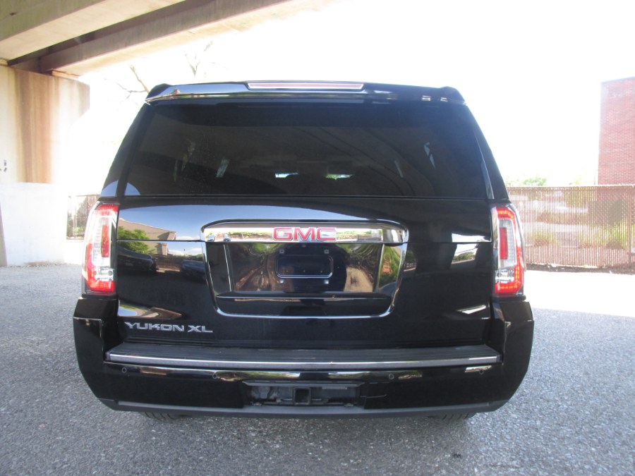 2020 GMC Yukon XL 4WD 4dr Denali photo