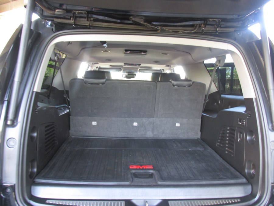 2020 GMC Yukon XL 4WD 4dr Denali photo