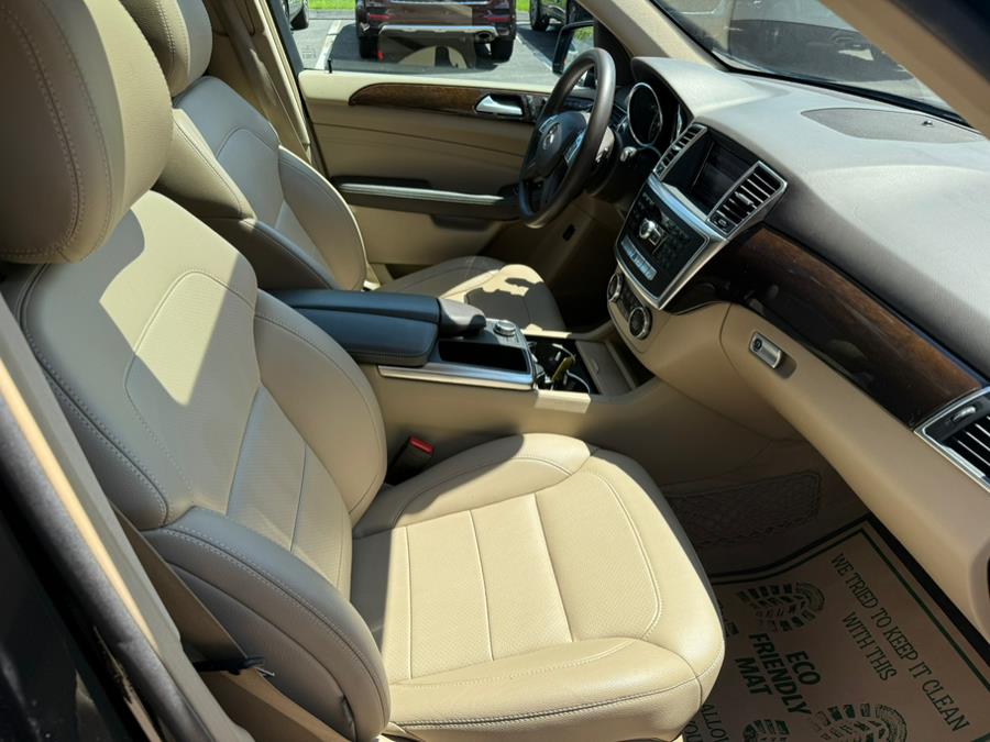 2013 Mercedes-Benz M-Class ML350 4MATIC photo