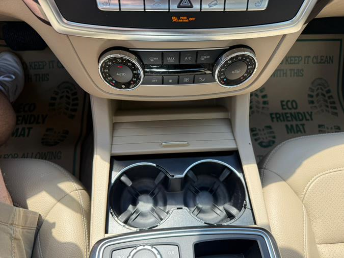2013 Mercedes-Benz M-Class ML350 4MATIC photo