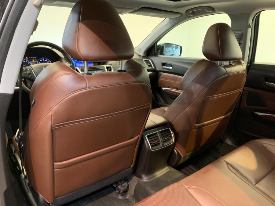 2017 Acura TLX FWD w/Technology Pkg photo